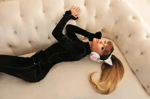 Fondos de Ariana Grande