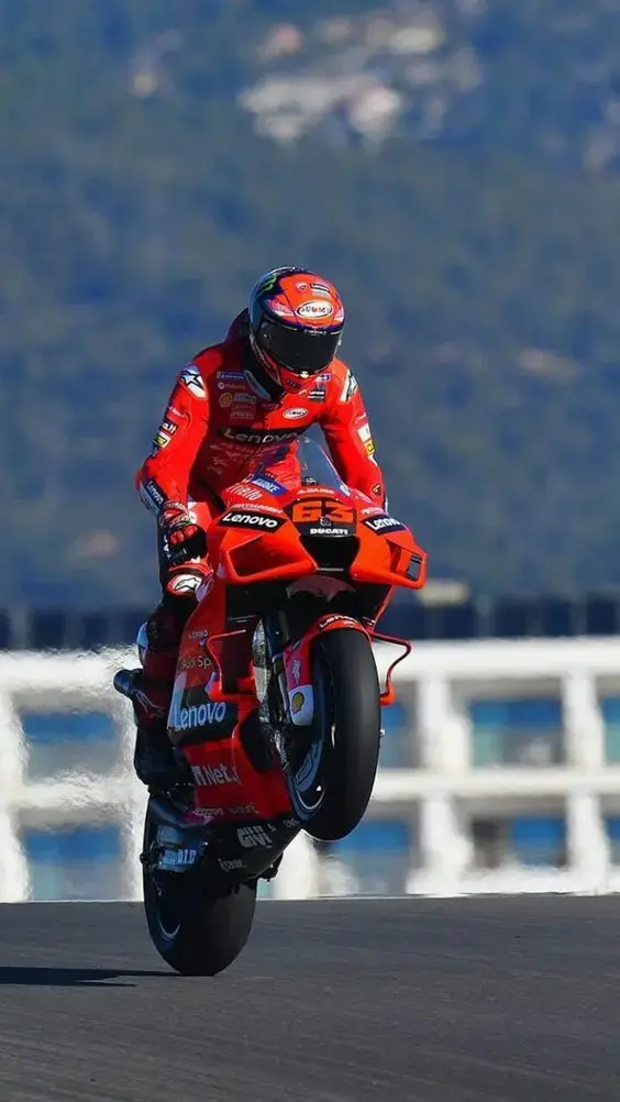 Fondos de Pecco Bagnaia